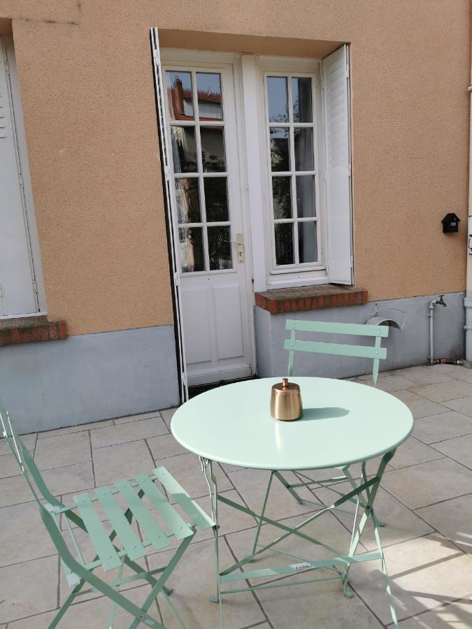 Les Rauches - Quai Loire - Chambre Jungle Châteauneuf-sur-Loire Exterior foto